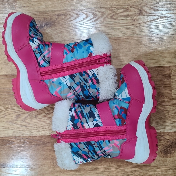 Size 8 Toddler Girls Nova Mountain Winter Snow Boots - Picture 9 of 12